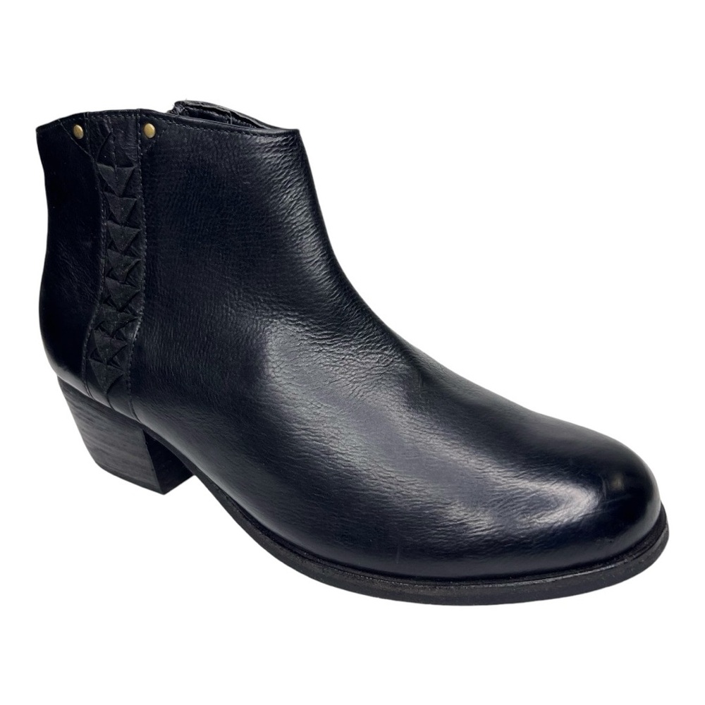 Clark’s Maypearl Fawn Black Leather Side Zip Western Style Ankle Bootie